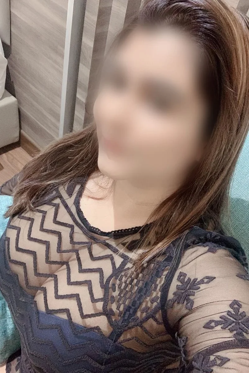 female Call Girls in Surat